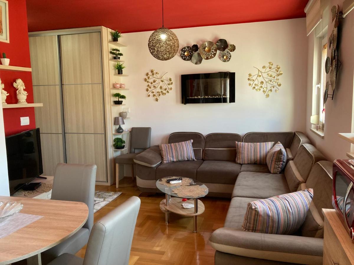 Apartment Capriati With Parking Garage Umag Exteriér fotografie
