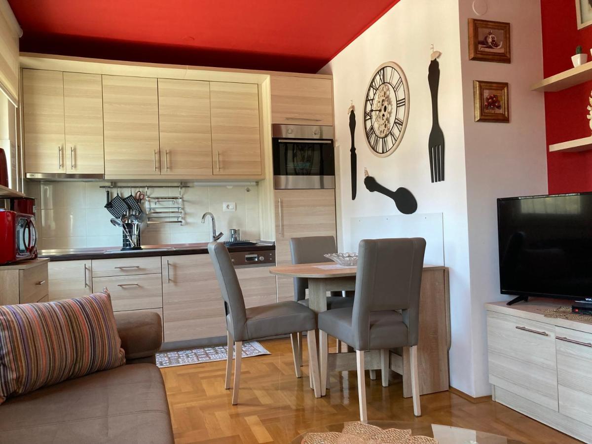 Apartment Capriati With Parking Garage Umag Exteriér fotografie